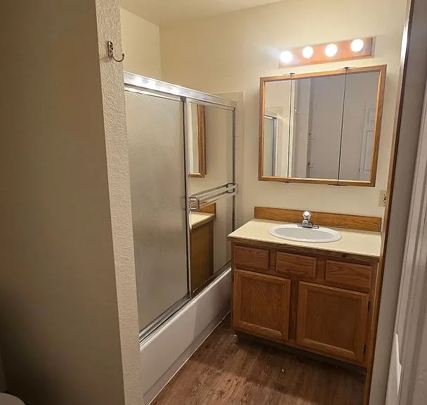 205 S Yellowstone Ave #B — Photo 2