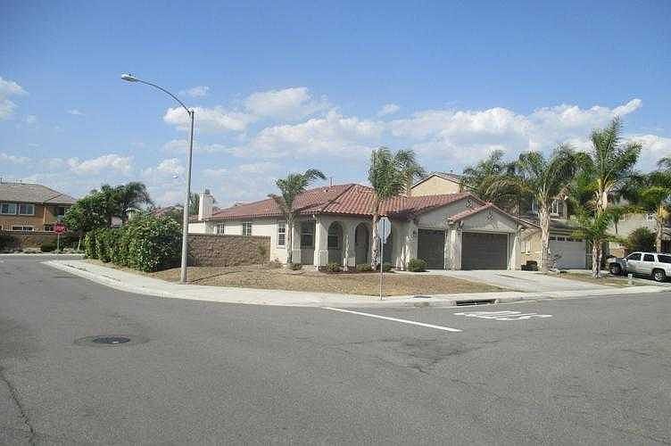 Front Corner Lot View