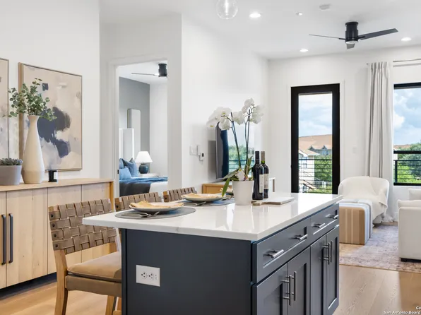 10899 S Hausman #311, San Antonio, TX 78249