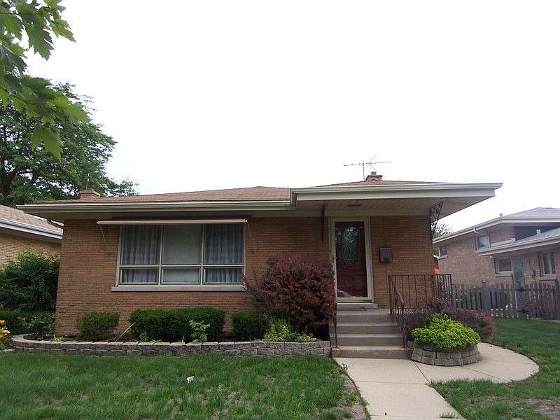 1st image of 7849 Kostner Ave