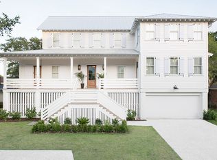 6 William St, Mount Pleasant, SC 29464