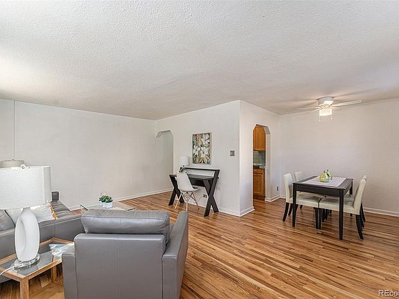 3rd image of 1520 Glencoe Street #3