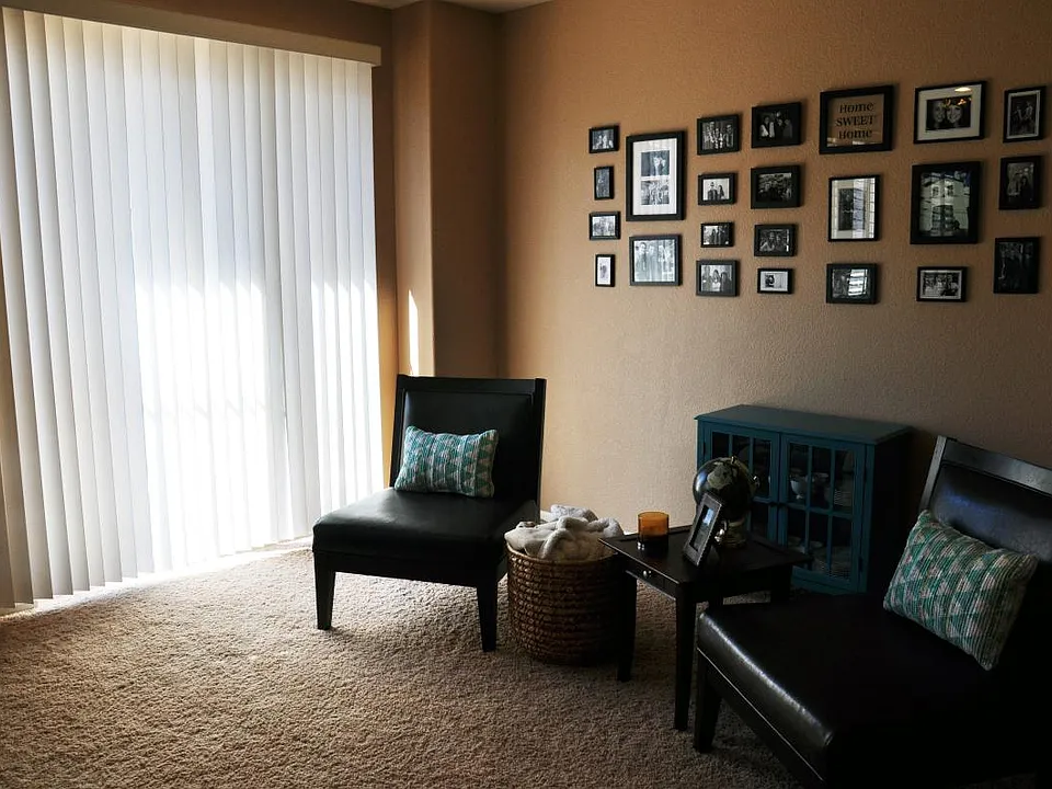 Dining Area/Additional Living Space