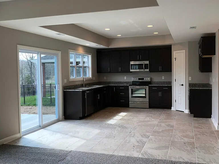 7414 Pemberton Dr — Photo 9