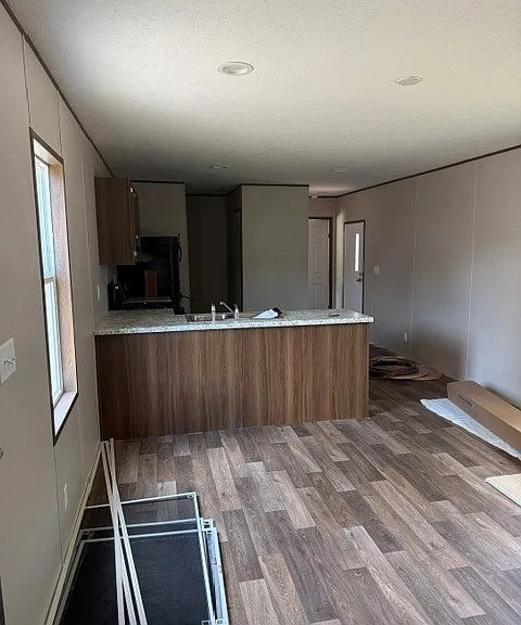 1282 Lanvale Rd NE — Photo 3