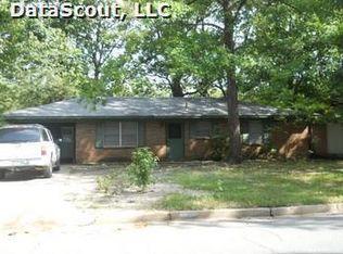 2303 W 38th Ave, Pine Bluff, AR 71603