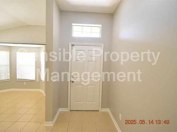 2nd image of 4033 Huntingdale Ct