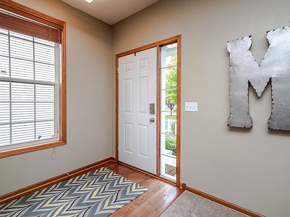 2nd image of 10004 Pincherry Ln