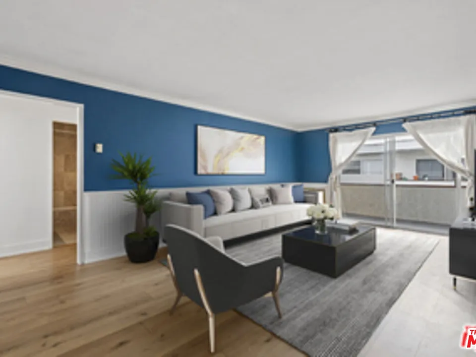 2884 Sawtelle Blvd #203