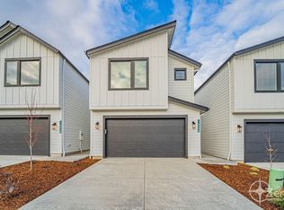 16324 NE 21st St, Vancouver, WA 98684