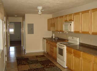 18 Peterborough St APT F, Jaffrey, NH 03452