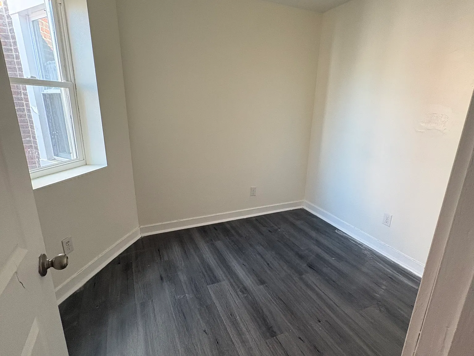 3 bed, 2.5 bath, 1300 sqft, $2,591 — Photo 1
