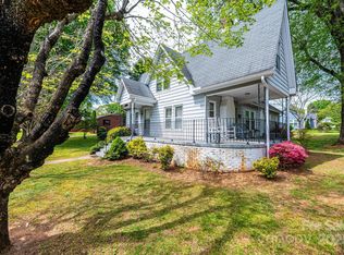 602 W 6th St, Newton, NC 28658