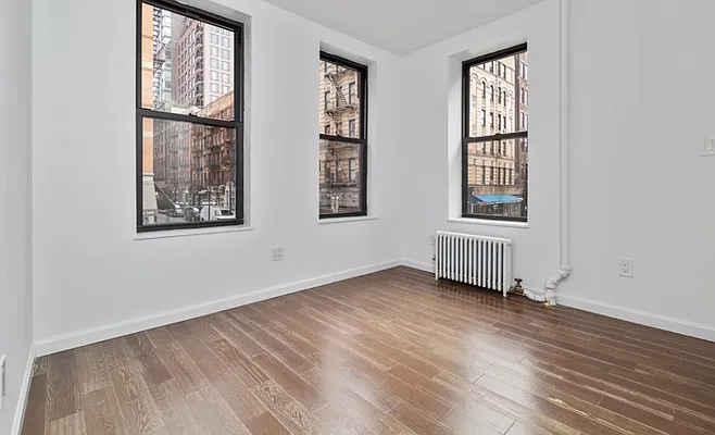 Rented by REAL New York | media 23