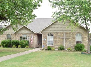 1498 Counts Dr, Springdale, AR 72764