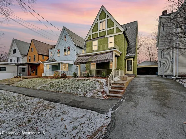 1732 Jefferson Ave, Dunmore, PA 18509