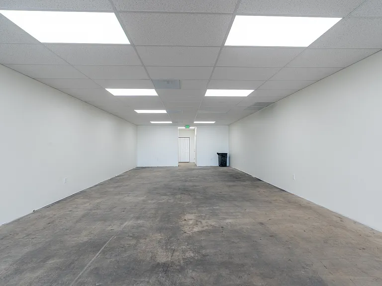 1838 E Joppa Rd #1 — Photo 4
