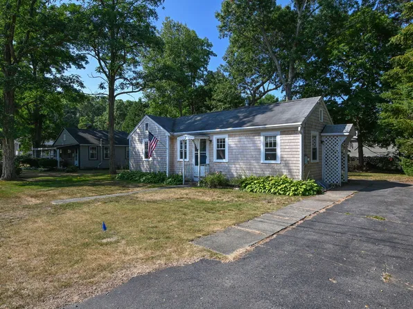 7 Freeman Street, Bourne, MA 02532