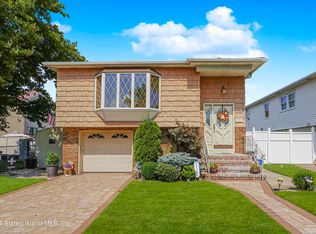 777 Lamont Ave, Staten Island, NY