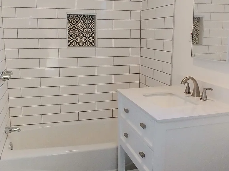 1714 Grevelia St #B — Photo 12