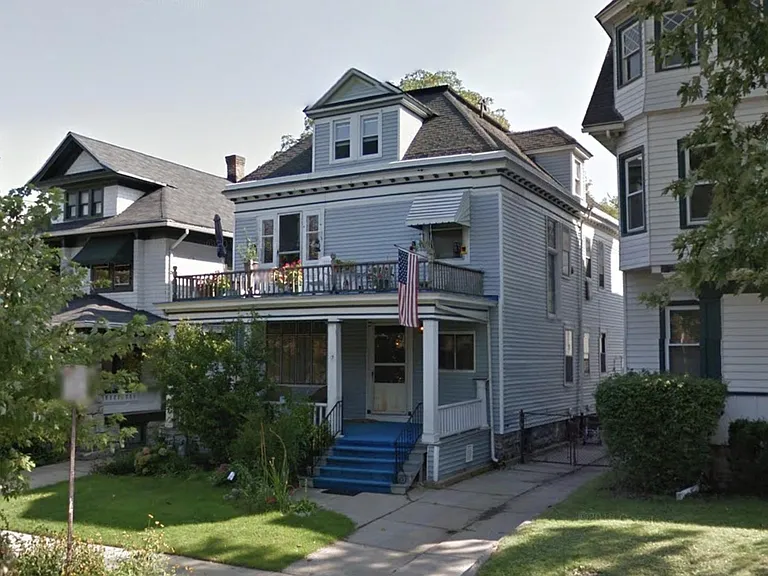 7 Berkley Pl #1 — Photo 1