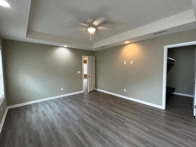 2570 Tindal Rd — Photo 20