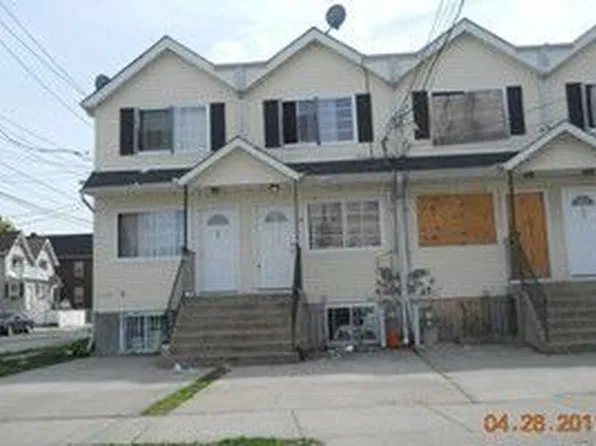 38 Grove Ave, Staten Island, NY 10302