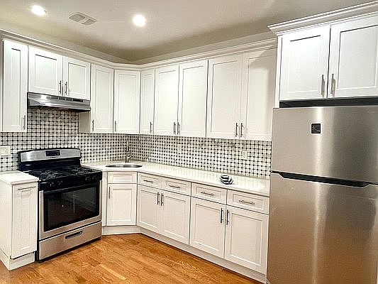 1st image of 870 Flatbush Ave #2F