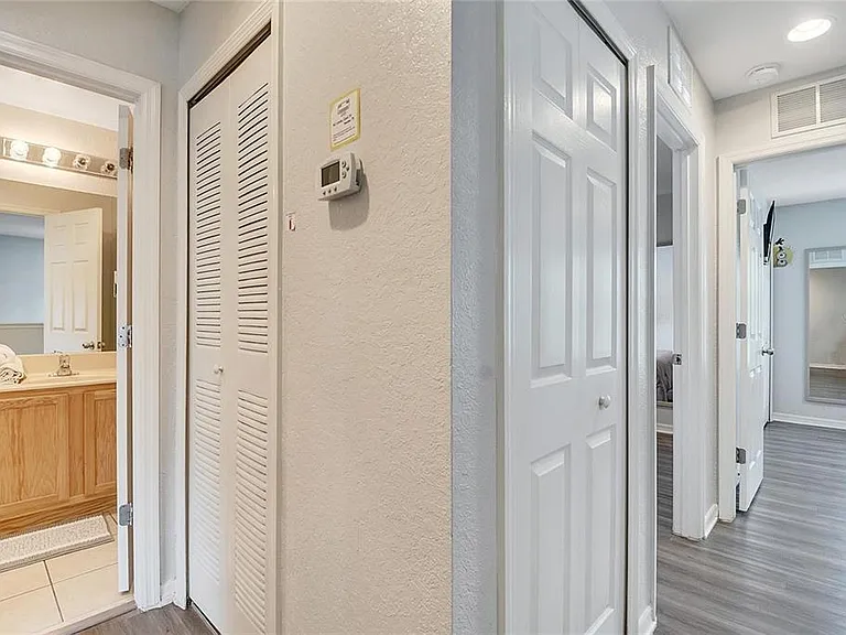 2713 Bushman Dr — Photo 22