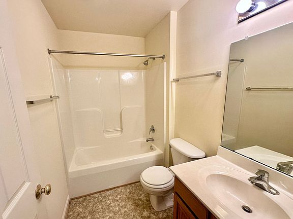 4th image of 1203 Wertland St APT 1