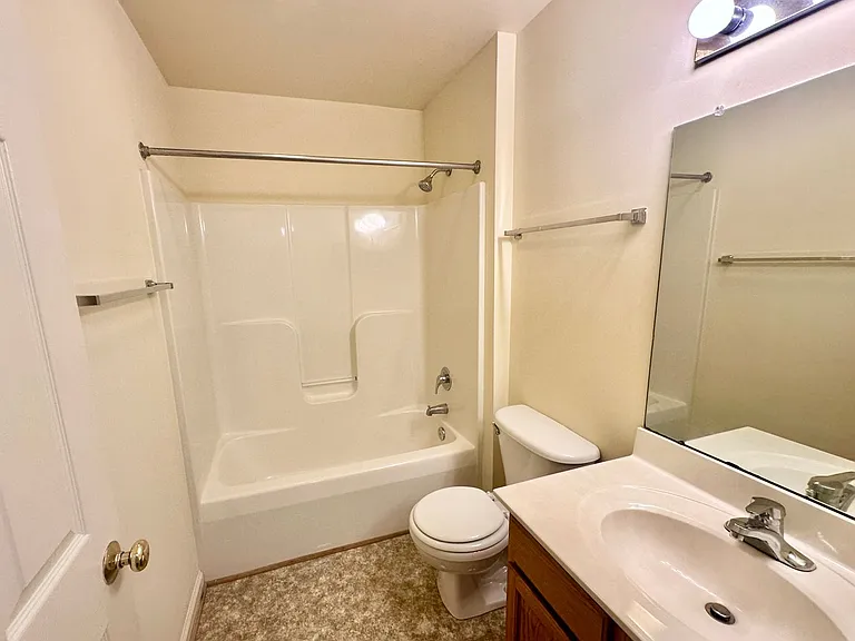 1203 Wertland St — Photo 6