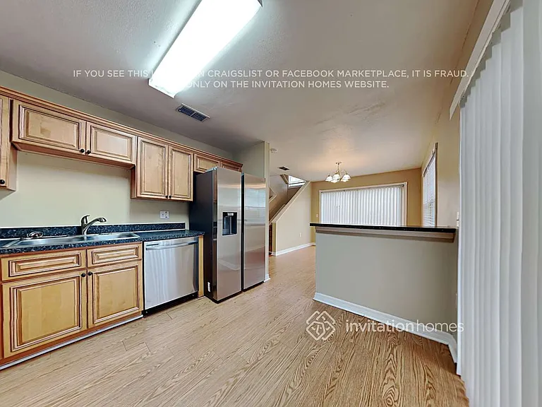 7606 Glades Ct — Photo 6