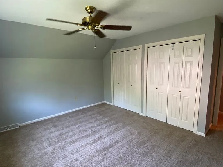 472 Hillside Dr — Photo 25
