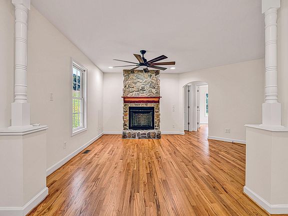 5th image of 6267 Dillons Mill Rd