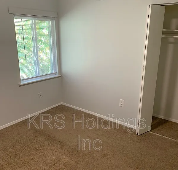 1700 The Carlisle Apartments #14 — Photo 4