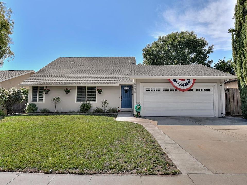 1st image of 6095 Larchmont Dr