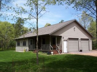 1034 Cheddar Ct, Nekoosa, WI 54457
