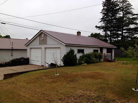 5th image of 300 Isabella Ave