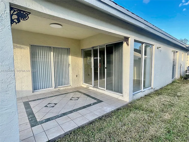 5508 NW 101st Ct — Photo 24