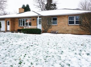 1120 Jean Ann Dr, Saint Joseph, MI 49085