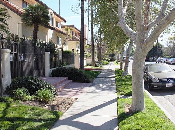 4th image of 6930 De Celis Pl Unit 17