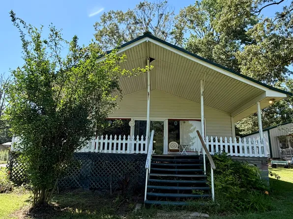 298 Hideaway Dr, Zwolle, LA 71486