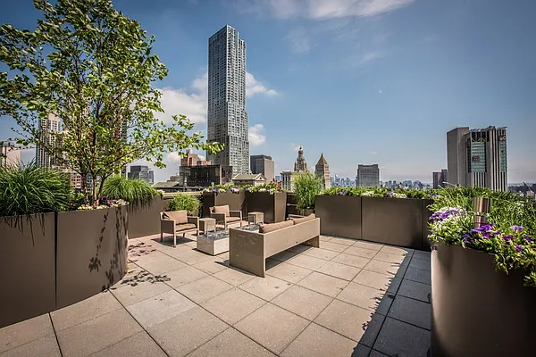 Rented by Mirador Real Estate | media 30