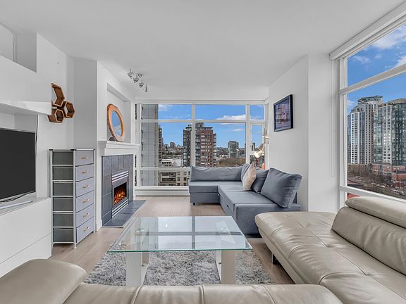 4th image of 1199 Marinaside Cres #1506