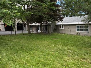 5901 Beadle Dr, Jamesville, NY 13078