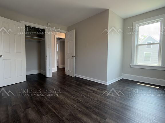 5th image of 297 N Laurel St APT 3