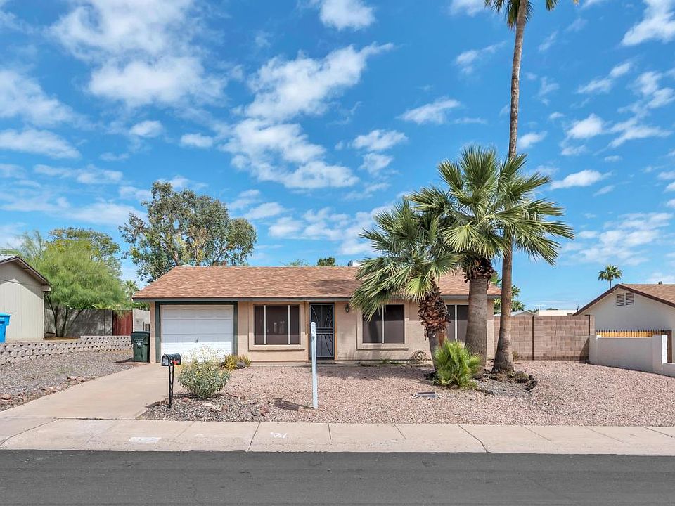 1st image of 2026 E Vista Dr