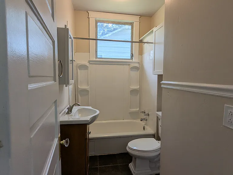 220 E 3rd St — Photo 14