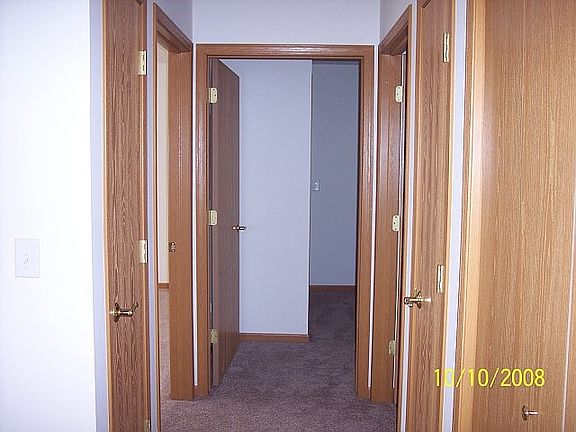 5th image of 610 Circle Dr #Ad