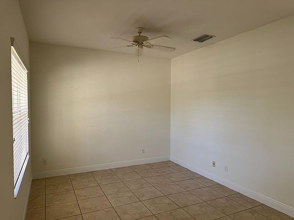 3rd image of 11765 Forest Park Cir